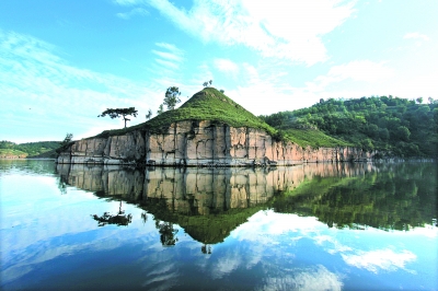 泉水 泉水
