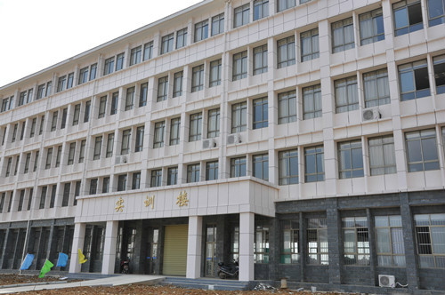 江西省商务学校