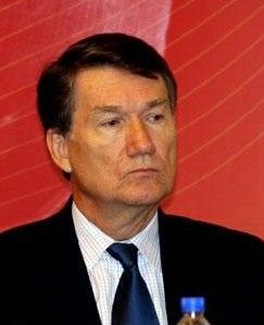 何立强 嘉康利(中国)日用品有限公司主席 何立强 嘉康利(中国)日用品有限公司主席