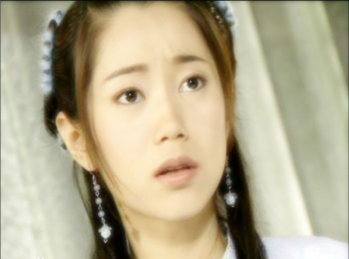 田心（蔡依蕴饰）