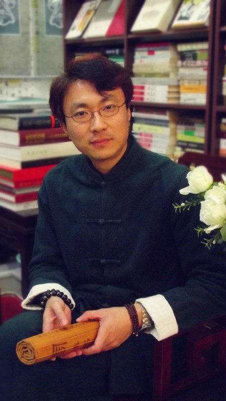 网站负责人冯志亮先生 网站负责人冯志亮先生