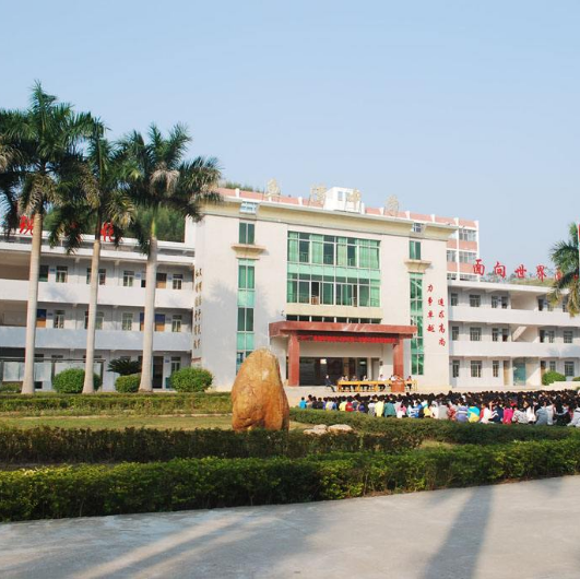 东华镇(广东省英德市东华镇)