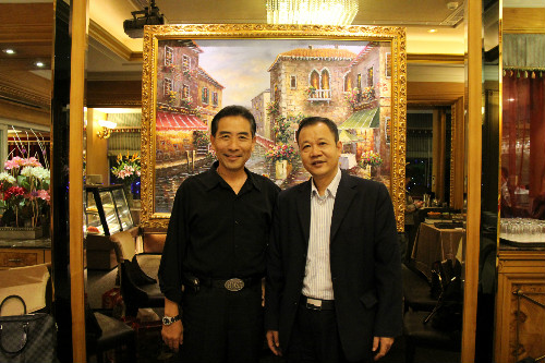 刘炎频校长和苏传臣理事长合影 刘炎频校长和苏传臣理事长合影