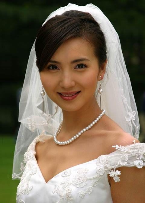 吕霞(电视剧《双响炮》女主角)