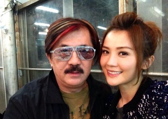 蔡就胜和女儿蔡卓妍