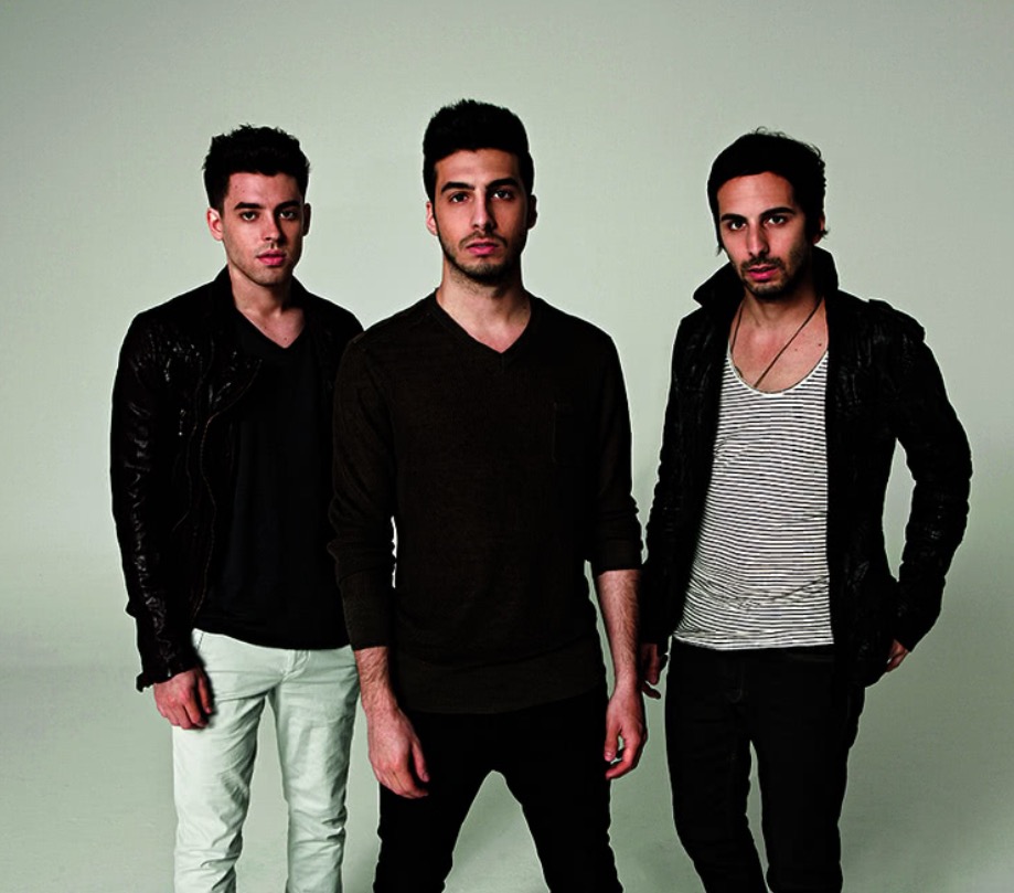 Cash Cash Cash Cash