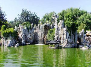 龙潭湖自然风景区