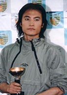 中国足球(2002年胡军、耿乐、俞飞鸿主演电视剧)