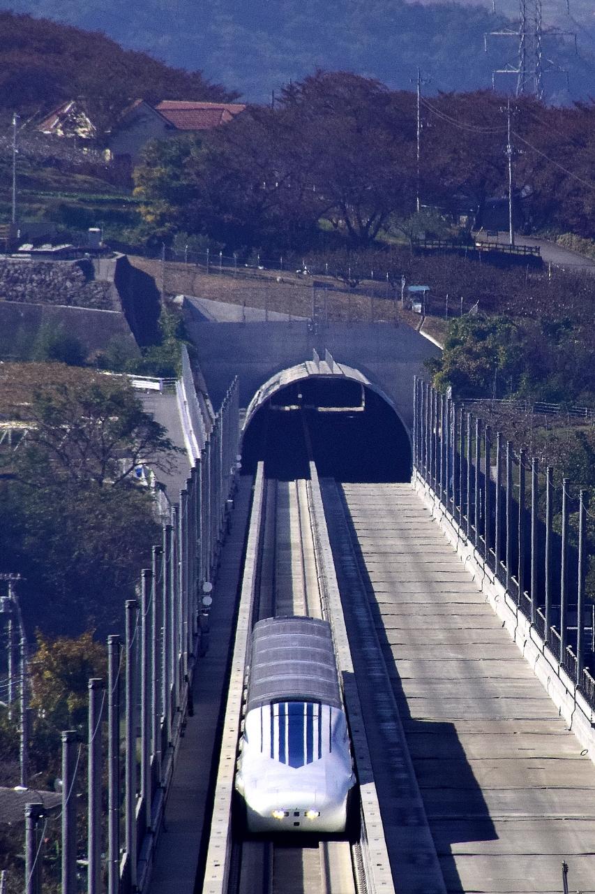 日本新干线,磁悬浮列车 日本新干线,磁悬浮列车