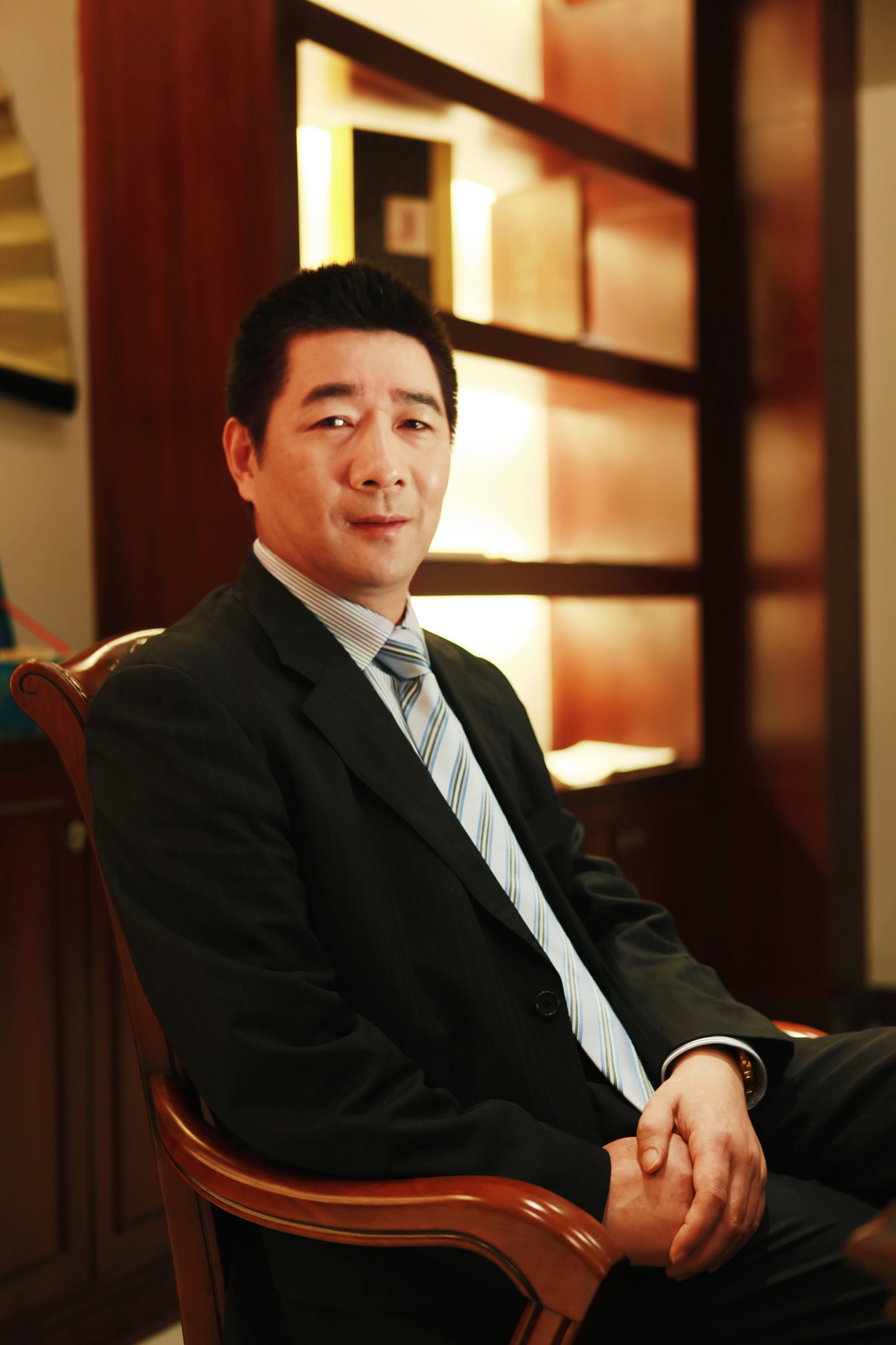 万事利集团总裁 李建华 万事利集团总裁 李建华
