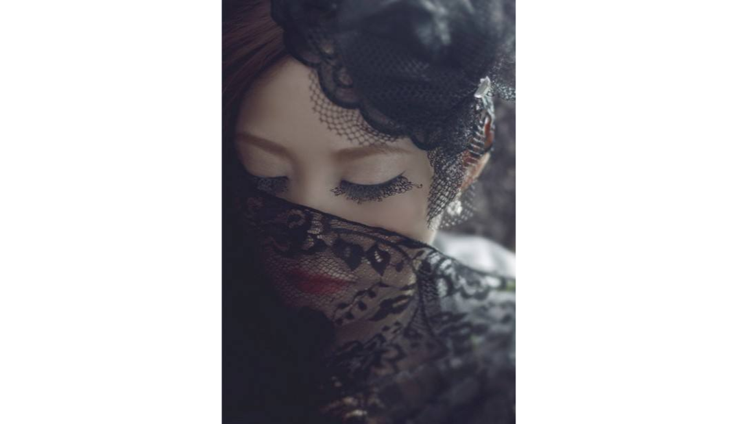纸睫毛