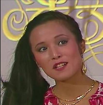 刘敏儿饰尹海玲(海伦) 刘敏儿饰尹海玲(海伦)