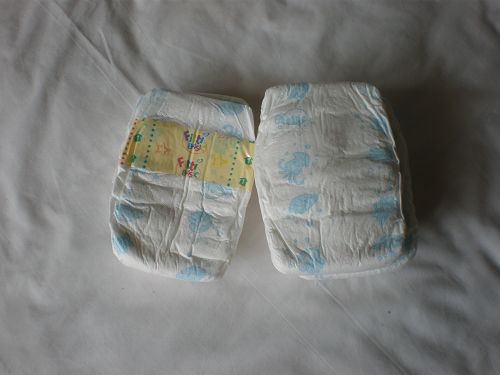 纸尿裤 纸尿裤