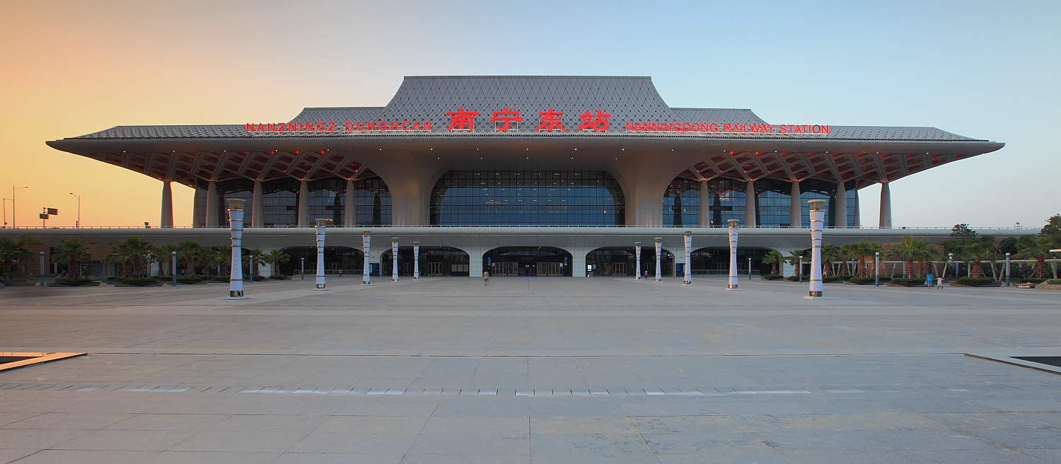 南宁东站正门图 南宁东站正门图
