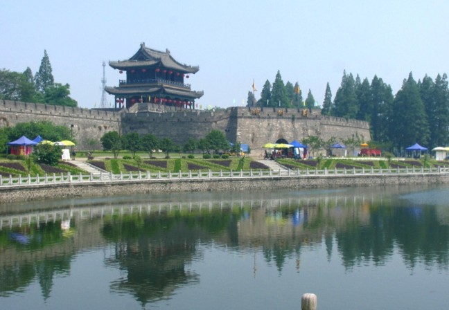 荆州古城