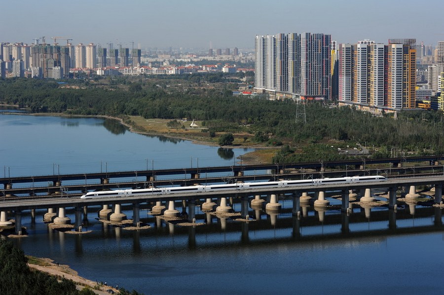 哈大高速铁路列车试运行 哈大高速铁路列车试运行