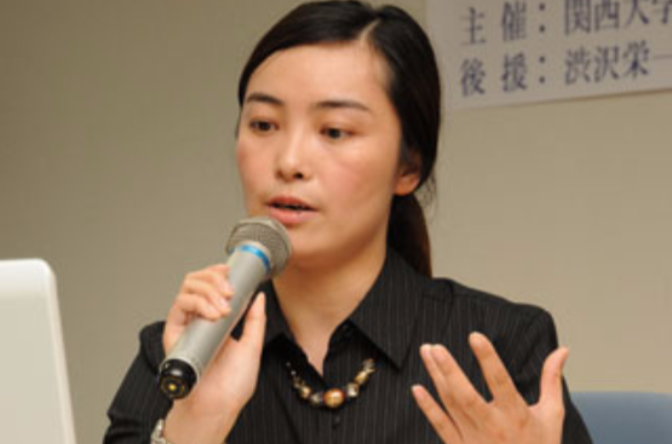 司佳