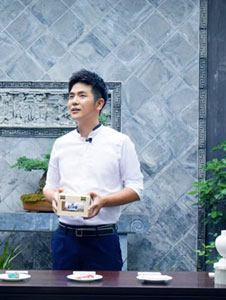 张晓龙