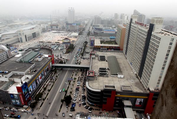 服装一条街全景 服装一条街全景